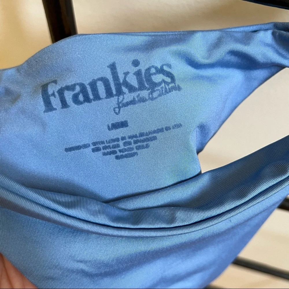 Frankies Bikinis Ruffle Bottom 🫐 - Picture 5 of 5